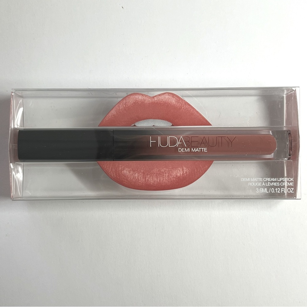 BNIB _ Huda Beauty Demi Matte Cream Lipstick (SheEO)